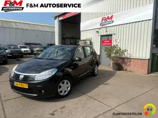 Dacia Sandero 1.2 Lauréate Airco, radio