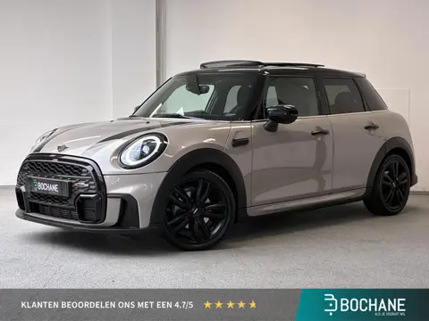 Mini Cooper 1.5 John Cooper Works JCW | PANO | CAMERA | CARPLAY | MATRIX LED |