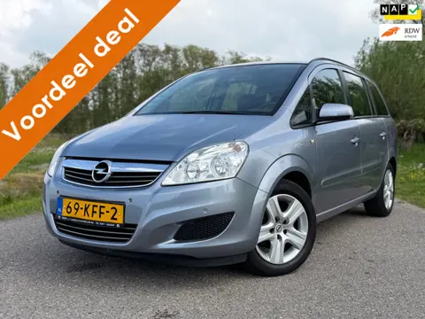 Opel Zafira 1.8 Cosmo / 7 Persoons / NAP / Radio-cd Speler /