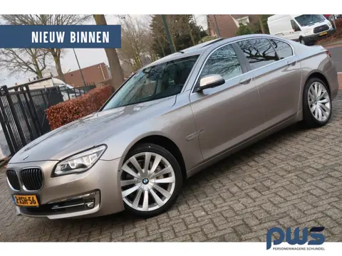 BMW 7 Serie 730d xDrive High Executive Full Option / 126 dKm!!!