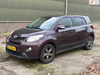 Toyota Urban Cruiser 1.3 VVT-i Dynamic Pearl