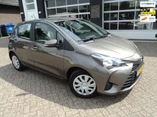 Toyota Yaris 1.0 VVT-i Comfort Cruise Control Airco