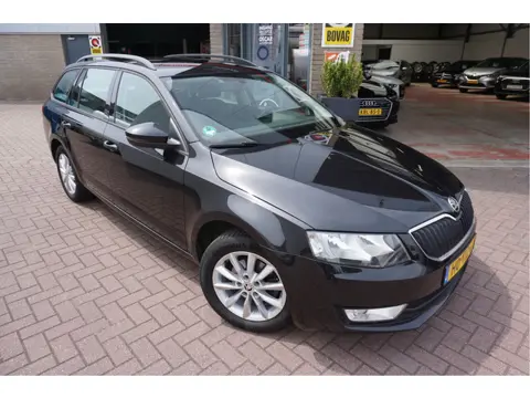 Škoda Octavia Combi 1.6 TDI Greentech Ambition Businessline