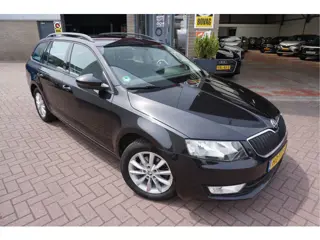 Škoda Octavia Combi 1.6 TDI Greentech Ambition Businessline