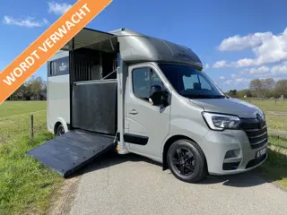 Renault Master 2-paards paardenvrachtwagen 180PK B-rijbewijs
