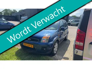 Ford Fusion 1.6-16V Futura Automaat Airco Hoge instap Trekhaak