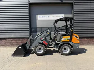 Giant G2200 E minishovel / kniklader ELEKTRISCH 2021
