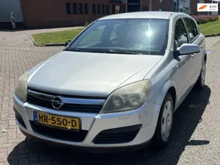 Opel Astra 1.4 Essentia 5-Drs Airco Elec. pakket Colorpakket Cruisecontrol ABS 2 x airbag Getint gla