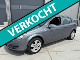 Opel Astra 1.6 Business nette auto nieuwe banden