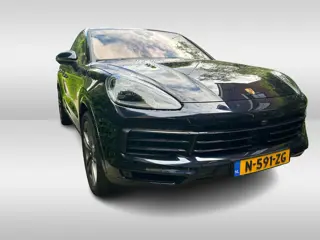 Porsche Cayenne Coupé 3.0 E-Hybrid / Trekhaak / Panoramadak / 360Camera / Achterasbesturing / Luchtv