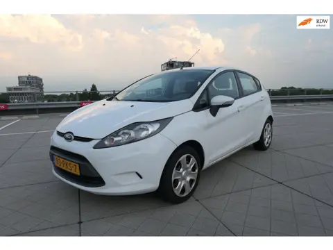 Ford Fiesta 1.25 Limited Apk/Airco/Nap/Boekjes/CD/AUX/