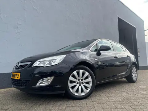 Opel Astra 1.4 Cosmo - Climate Control - LMV