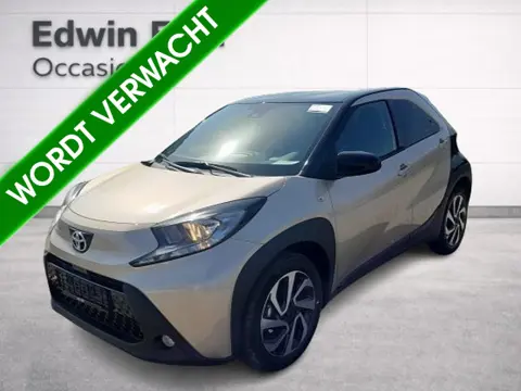 Toyota Aygo X 1.0 VVT-i MT Pulse | Apple Carplay/Android Auto | Parkeercamera Achter | Cruise Contro