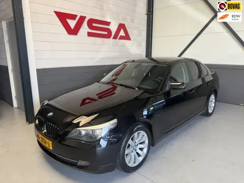 BMW 5-serie 520i Corporate Lease Business Line Edition I|Carplay|NL auto|NAP|Leer|All-in