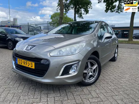 Peugeot 308 1.6 VTi Automaat Navi Cruise Pdc Trekhaak