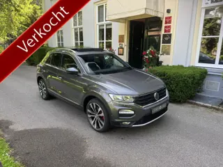 Volkswagen T-Roc 1.5 TSI, Pano, Adaptief, Dodehoek