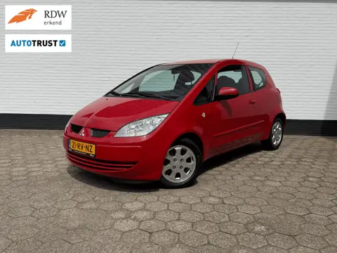 Mitsubishi Colt 1.3 Invite AIRCO l WEINIG KM! l NETTE STAAT!