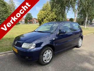 Volkswagen Polo 1.4 Trendline nette auto, boekjes compleet ingevuld, apk 25-2-2027