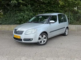 Skoda Roomster 1.6-16V Ambiente DSG Automaat TREKHAAK l AIRCO