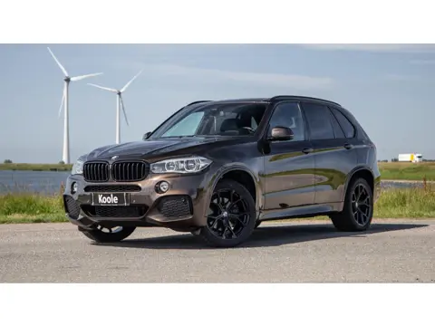 BMW X5 xDrive35i High Executive M PAKKET / SOFT CLOSE / STOELVERWARMING / BRUIN LEER / PRACHTIG !!