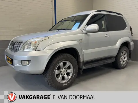 Toyota Land Cruiser 3.0 D-4D VX HR Blind Van Automaat