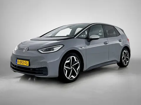 Volkswagen ID.3 First Plus 58 kWh | Stoelverwarming | Carplay | Camera | PDC |*