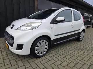 Peugeot 107 1.0-12V XS *MOTOR RATELT*