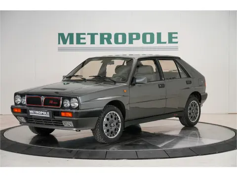Lancia Delta Integrale HF ex Herbert von Karajan | Incl the original hood M1078