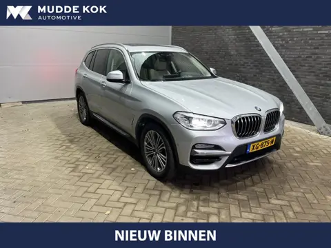 BMW X3 xDrive20i High Executive | Panoramadak | Head-Up | Vol-Leder | Stoelverwarming | Camera