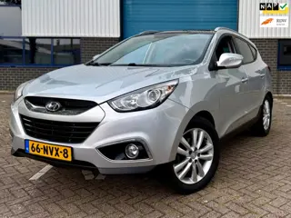 Hyundai Ix35 2.0i i-Catcher * PANORAMA * APPLE CARPLAY * STOELVERWARMING * ACHTERUITRIJCAMERA * NAP 