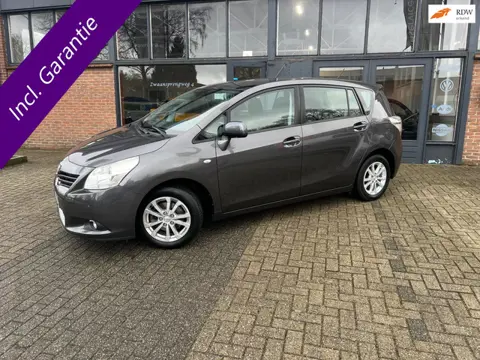 Toyota Verso 1.6 VVT-i Business, Navi, Pano, Trekhaak
