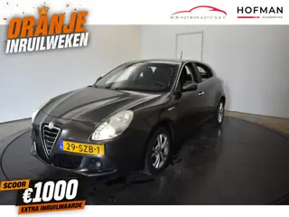 Alfa Romeo Giulietta 1.4 T Distinctive PDC Automaat NL Auto