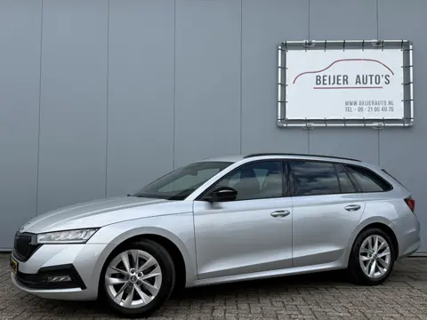 Škoda Octavia Combi 1.0 e-TSI Sport Business Automaat Carplay.