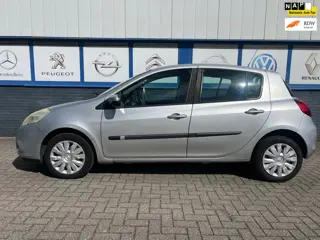 Renault Clio 1.2 Sélection Business 2010 NWE.APK 2495EU