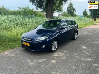 Ford Focus Wagon 1.0 EcoBoost Titanium Airco Cruise Pdc Navi