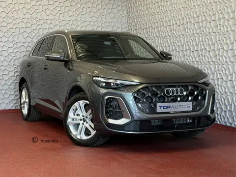 Audi Q5 2.0 TFSI E-HYBRID QUATTRO 300 PK S-EDITION PAS/DISPLAY PANO LEER 360CAM TREKHAAK MATRIXX LED