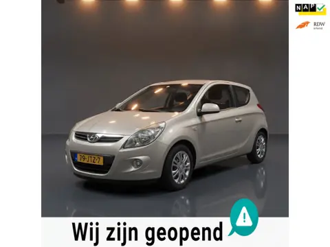 Hyundai I20 1.4i DynamicVersion-airco-elek ramen-1 jaar apk