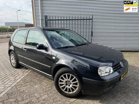 Volkswagen Golf 1.6-16V|Airco|Cruise|Trekhaak|