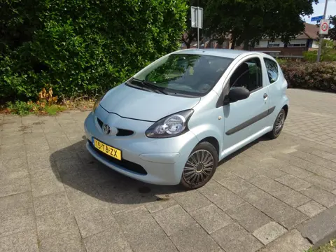Toyota Aygo 1.0-12V MET APK