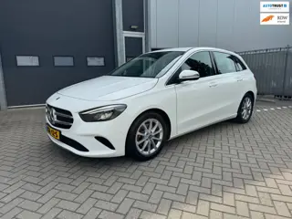 Mercedes-Benz B-klasse 220 4MATIC 4WD Premium, LED, Navi, Camera, Etc.