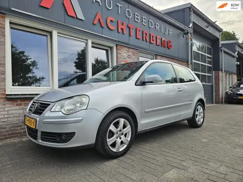 Volkswagen Polo 1.2-12V Trendline Airco! Cruise Control! Nieuwe Apk!