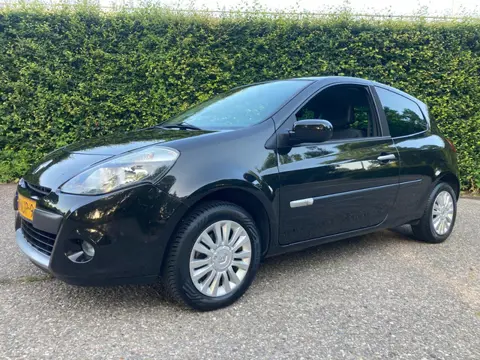 Renault Clio 1.2 Collection (bj 2010)