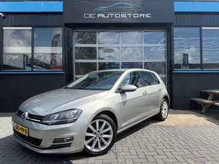 Volkswagen GOLF 1.4 TSI Highline Navi Cruise Clima Stoelverwarming Led Pdc Zeer Nette Auto !!!