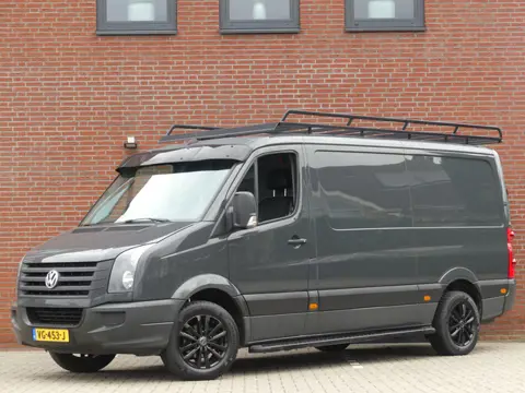 Volkswagen Crafter 32 2.0 TDI L2H1 Camera/Trekhaak/Geveerde stoel