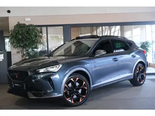 CUPRA Formentor 1.4 e-Hybrid VZ Copper 245PK Pano Trekhaak 360Cam Navi ACC