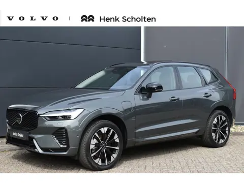 Volvo XC60 T6 Plug-in hybrid AWD Ultra Dark | Trekhaak | Panoramadak | Head up display | 360 graden 