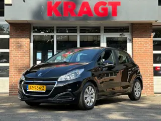 Peugeot 208 Active 1.2 82 pk - Riem vervangen - Airco - Navigatie