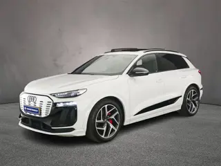 Audi Q6 e-tron S edition 100 kWh | Trekhaak | Adaptieve Luchtvering | Panorama Dak | Adaptieve Cruis