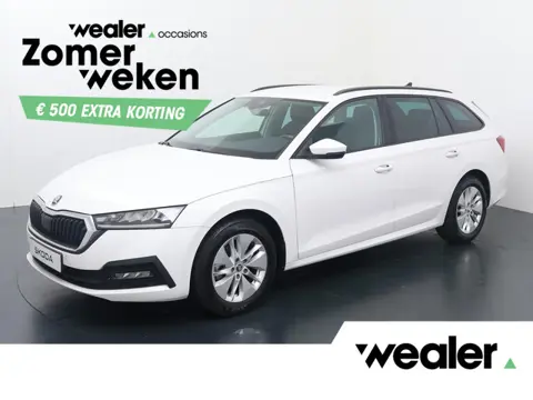 Skoda Octavia Combi 1.5 e-TSI Business Edition | 150 PK | Trekhaak | Keyless Entry | Navigatiesystee