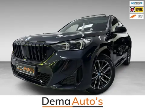 BMW X1 XDrive30e M-SPORT 327PK PANO/LEDER/H-KARDON/MASSAGE/M-STOELEN/DAB/CARPLAY//